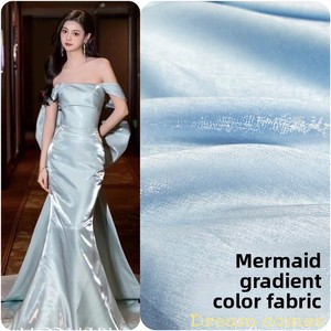 Tela brocada estampada con degradado de colores fantasma, hecha a mano, para lazos para el pelo, vestidos de muñeca, conjuntos de boda y fondos. - Product Image 4