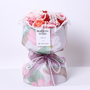 Rosa jabón flor dibujos animados Cinnamoroll <span class=keywords><strong>Mymelody</strong></span> Pompompurin Kitty Stitch muñeca ramo oso de peluche abrazando cubo niños regalo - Product Image 4