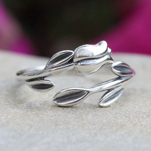 Anello T1005 a Forma di Pianta in Argento, Stile Bohémien, Gioiello Unisex alla Moda, Regalo Senza Incastonatura di Pietre - Product Image 1