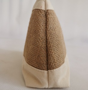 Bolsa de Cosméticos de Algodón Personalizada de Fábrica, Bolsa de Maquillaje de Yute Minimalista Reutilizable para Viajes, Bolsa de Aseo con Cremallera para Brochas de Maquillaje - Product Image 2