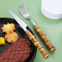 Usine directe créative Western Steak couteau fourchette cuillère ensemble manche en bambou naturel vaisselle pour les fêtes voyage pour servir le gâteau