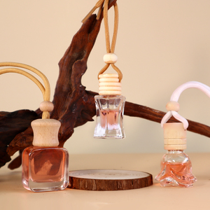 Diffusore di <span class=keywords><strong>Profumo</strong></span> per Auto in Bottiglia di Vetro Personalizzata, Deodorante per Auto con Oli Essenziali, Bottiglie Profumate da Appendere - Product Image 6