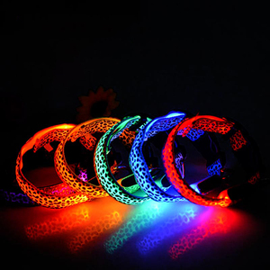 Collar de perro con Logo personalizado, estampado de leopardo, impermeable, ajustable, Led - Product Image 5