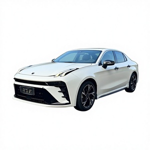 Auto Usado <span class=keywords><strong>2022</strong></span> Lynk & Co 03 1.5T Sedán Gasolina Automático Estándar de Emisiones Euro 6 Bajo Kilometraje Volante a la Izquierda para Exportación Global al por Mayor - Product Image 1
