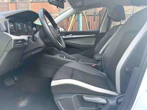 Voiture d'occasion en excellent état, conduite à gauche, automatique, <span class=keywords><strong>prix</strong></span> bas, modèle <span class=keywords><strong>2021</strong></span> <span class=keywords><strong>Golf</strong></span> <span class=keywords><strong>8</strong></span> 1.4T Turbo Édition 30e Anniversaire R17 Light - Product Image 4