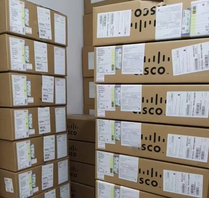 Bon prix et commutateur réseau Cisco série 9300 C9300-24T-E C9300-24T-A - Product Image 5