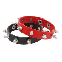 Bracelet punk rock design créatif vente en gros tendance bracelet en cuir noir avec cône rivet en pointe bracelet en cuir PU pour homme et femme