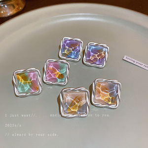 Anting-anting persegi berlipat pemblokir warna <span class=keywords><strong>Jelly</strong></span> jarum perak anting-anting desain kecil anting-anting fantasi Premium wanita grosir - Product Image 1