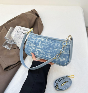 Nuevo bolso pequeño de estilo coreano, moderno y a la moda, bolso de mano tejido para mujer, bolso bandolera cruzado. - Product Image 1