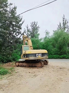 Excavadora Usada Caterpillar 320C Fabricada en Japón, Excavadora Hidráulica de 20 Toneladas con Alto Rendimiento, Certificación CE, Accesorio de Perforación y Martillo Rompedor - Product Image 4