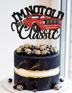 Décoration de gâteau « Je ne suis pas vieux, je suis une voiture classique » – Décorations de gâteau d'anniversaire « Voiture rouge vintage » pour hommes – Fournitures de fête - Product Image 5