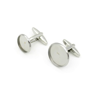Mancuernillas de Acero Inoxidable con Bisel Redondo, Diseño Geométrico Formal para Hombre AN1429 - Product Image 4