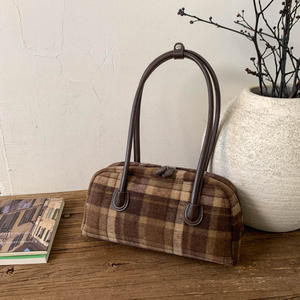 Bolso de Hombro de Moda Personalizado de Fábrica, Bolso Elegante de Lana a Cuadros, Bolso Bandolera para Mujer - Product Image 1