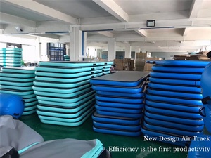 Cheerleading 15M <span class=keywords><strong>Inflatable</strong></span> Tumbling <span class=keywords><strong>Mat</strong></span> Tập Thể Dục Đào Tạo Không Khí Theo Dõi Từ Nhà Máy Trung Quốc - Product Image 5