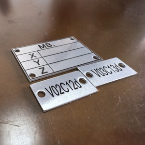 Thiết kế mới nhôm anodized dấu hiệu mảng bám biển báo thép không gỉ tài sản tag nhãn Kim Loại Logo tên nơi gia công dịch vụ - Product Image 4