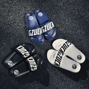 Pantofole con Logo personalizzato di fabbrica pantofole firmate per ragazzo di moda calzature diapositive stampate in rilievo morbido per <span class=keywords><strong>uomo</strong></span> - Product Image 5