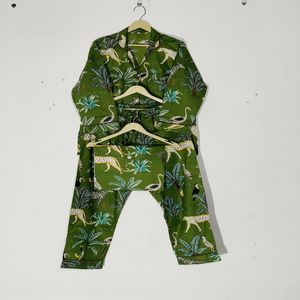 Nuevo Conjunto de Pijama Floral a Precio de Mayoreo - Ropa de Dormir de Algodón Artesanal, Ropa de Dormir Bohemia de Verano para Mujer - Product Image 5