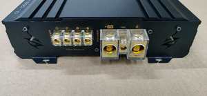 Amplificateur de voiture monobloc <span class=keywords><strong>classe</strong></span> <span class=keywords><strong>D</strong></span> D1000 1000W RMS pour système audio automobile avec crossovers, Bluetooth et radio HD - Product Image 5