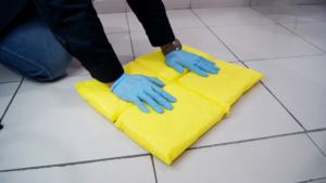 Almohada Absorbente Química SABER de Grado Profesional, Pequeña, 170, Almohadas Absorbentes de Materiales Peligrosos Duraderas y Resistentes al Desgaste para la Captura de Derrames - Product Image 6