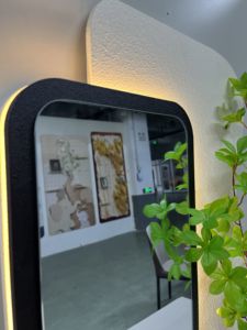 <span class=keywords><strong>Grand</strong></span> <span class=keywords><strong>miroir</strong></span> mural décoratif lumineux avec éclairage LED pour entrée, <span class=keywords><strong>miroir</strong></span> pleine longueur, art mural pour <span class=keywords><strong>salle</strong></span> <span class=keywords><strong>de</strong></span> <span class=keywords><strong>bain</strong></span> - Product Image 5