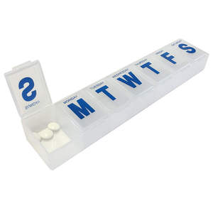 Neuer Bestseller Individuelles Logo Lebensmittelechter PP Kindersicherer Pillenorganizer mit Mehrfarbigen Optionen Tragbare 7-Tage-Pillendose - Product Image 3