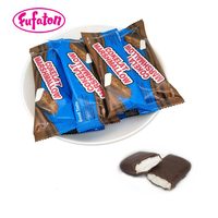 Malvaviscos Dulces y Crujientes Rellenos de Mermelada, Recubiertos de Chocolate con Leche