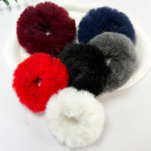 Яркий плюшевый мягкий пушистый галстук для волос, зимние аксессуары для волос для девушек, модные женские милые эластичные повязки для волос для девушек - Product Image 5