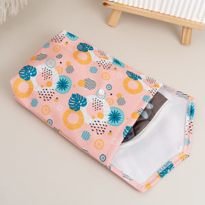 حقيبة مبللة هندسية مقاومة للماء للسفر والشاطئ ، تخزين الوجبات الخفيفة للأمهات ، منظم رطب ، أكياس حفاضات الأطفال - Product Image 3