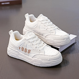 Chaussures de skate homme 2026 rétro, chaussures pour hommes avec semelle épaisse et fonction rehausseuse - baskets blanches pour hommes - Product Image 1