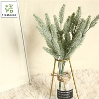 Nouveau pin artificiel épinette bleue cèdre sétaire herbe plante feuilles en plastique plantes artificielles dans la verdure givrée