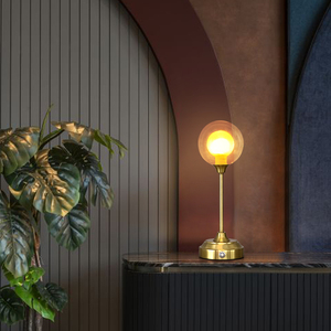 Thời trang có thể sạc lại không dây điều khiển cảm ứng Dimmable kim loại bảng đèn với <span class=keywords><strong>Glass</strong></span> <span class=keywords><strong>Shade</strong></span> đối với Home Bar bàn ánh sáng - Product Image 1