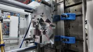 Oem & Odm Op Maat Gemaakt Professioneel Ontwerp Plastic Flens Spuitgietmatrijzen Professionele Fabricageservice