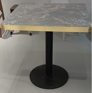 Plateau de table de restaurant carré en marbre fritté avec bord en alliage d'aluminium doré, mobilier de salle à manger contemporain et moderne - Product Image 3