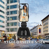 Q1 Télécommande Perche à Selfie Rotative à 360° Rechargeable avec Stabilisateur IA de Suivi Automatique du Visage et Support de Téléphone Trépied de Bureau