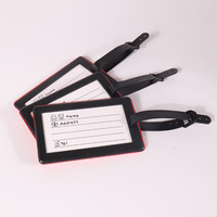 Étiquette de bagage réglable avec logo en relief rouge en PVC personnalisé pour agence de voyage étiquette de bagage cadeau promotionnel