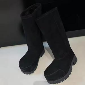 Bottes de neige tendance à plateforme, chaussures chaudes en coton, chaussures d'extérieur chaudes, design à grosse tête, bottes longues marron pour femmes - Product Image 3