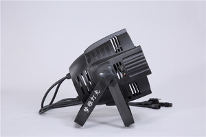Faro LED COB RGBW da 200W con controllo DMX512, alto CRI 90 per illuminazione scenica in teatro e matrimoni - Product Image 3