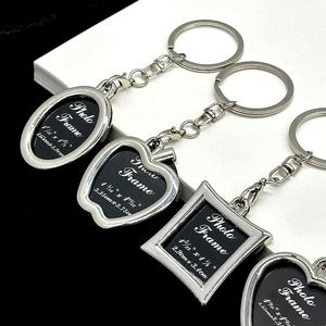 Factory Heart-Shaped Apple Insert Personalised Picture Photo Frame <b>Key</b> <b>Ring</b> Metal Alloy Keychain for Love for Crafty Gifts - Product Image 1