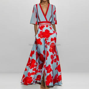 Nouvelle robe maxi élégante à col en V, imprimée, avec ceinture et évasée - Product Image 4
