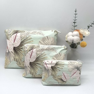 Hot Selling Waterproof Portable Lipstick <strong>Cosmetic</strong> <strong>Bag</strong> Beauty Zipper <strong>Cosmetic</strong> <strong>Bag</strong> Tyvek Material Small <strong>Travel</strong> <strong>Cosmetic</strong> <strong>Bag</strong> - Product Image 3