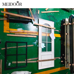 باب فرنسي زجاجي من الألمنيوم بتصميم قوسي عصري، باب خارجي تجاري لغرف النوم والردهات، عازل للحرارة، أسود، بمفصلات مقوسة، أبواب مزدوجة - Product Image 5