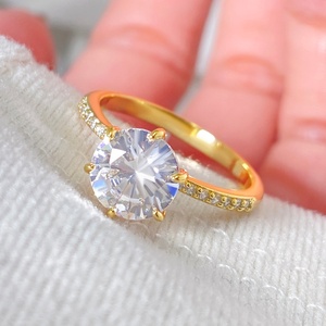 แหวนเพชร CZ หกแฉกแบบปรับแต่งได้ ดีไซน์หรูหรา ชุบทอง 18K แหวนเพชรคิวบิกเซอร์โคเนียสำหรับผู้หญิง - Product Image 6