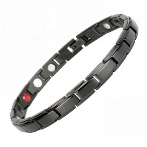 กำไลข้อมือแม่เหล็กบรรเทาอาการปวด Best Friends Black Bio Health  วัสดุสแตนเลส 316L สวยงาม 4 in 1 กำไลแม่เหล็กชีวภาพ - Product Image 1
