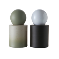 Vente en gros d'usine, flacon pulvérisateur en verre vide de 50 ml, nouveau design, avec bouchon en forme de boule pour produits cosmétiques.