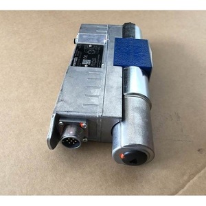 วาล์วควบคุมทิศทางแบบสัดส่วน Rexroth รุ่น 4WREE6E16-30/V/24F1 ระบบควบคุมด้วยไฟฟ้าลมไฮดรอลิก ผลิตในประเทศเยอรมนี - Product Image 4