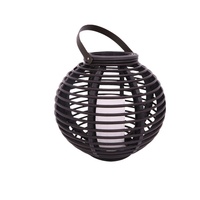 Gros Haute Qualité Jardin En Plein Air Suspendus Solaire Ronde Lampe Led Panier En Rotin Lanterne