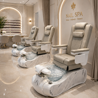Fauteuil de pédicure de luxe beige avec bassin pour les pieds, pour salon de manucure, mobilier de spa beauté et soins professionnels des pieds