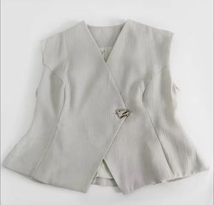 Conjunto de dos piezas a medida para mujer, chaleco sin mangas y pantalones anchos con forro, estilo elegante y versátil - Product Image 4