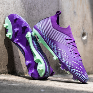 Chaussures de Football Transfrontalières Personnalisées Hommes Femmes Jeunes Baskets à <span class=keywords><strong>Crampons</strong></span> Pointes de Football en Mesh Été <span class=keywords><strong>Hiver</strong></span> Automne - Product Image 1