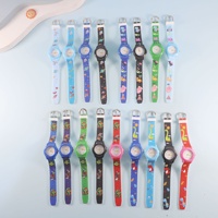 Montre pour Enfants Simulation 3D Mignonne Dessin Animé Étanche en Silicone pour Garçons, Montre Pédagogique Univers des Enfants